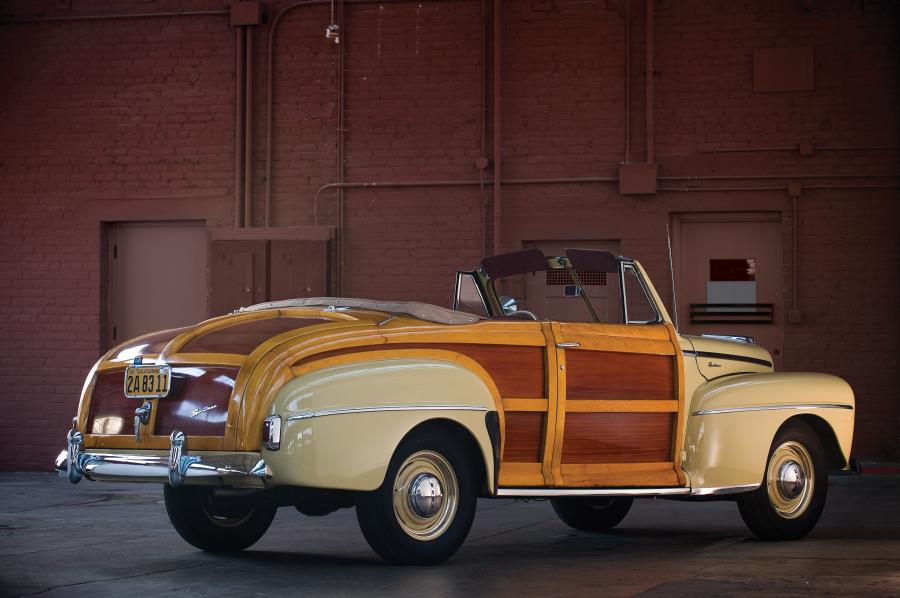  Ford Super DeLuxe Sportsman Convertible 1948 года  (фото 10 из 10)
